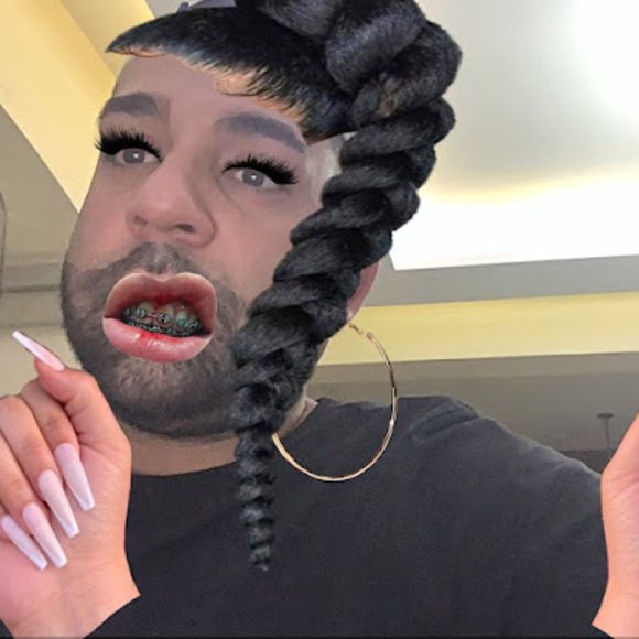 Meet your Posher, Isabella - Picture 1 of 1